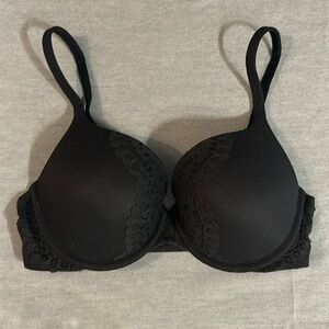Victorias Secret 32DD Lace Push Up Perfect Shape Black Bra